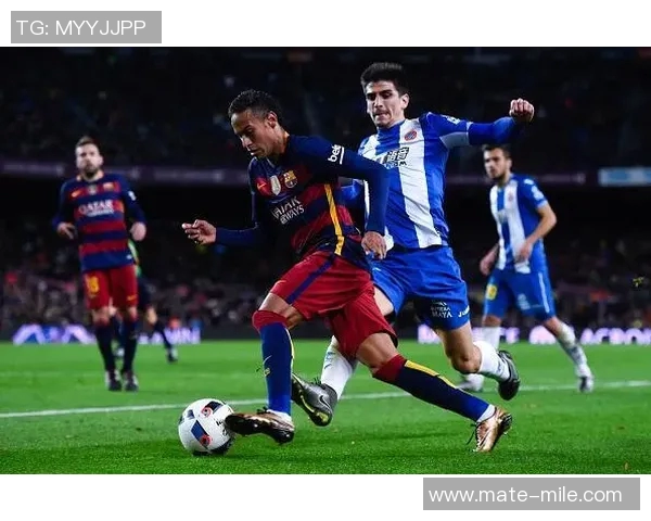 西班牙人对阵巴塞罗那精彩集锦回顾与赛后分析